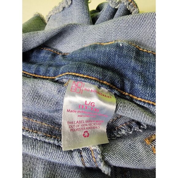No Boundaries Juniors Overalls Denim Jean Shorts Large 11-13 - Picture 3 of 4